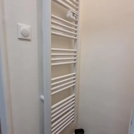 Machy - Centre-ville Et Parking Gratuit Apartman *